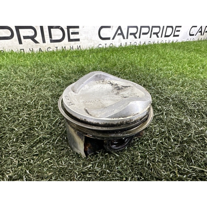 Поршень (двигатель и элементы) AUDI Q7 4L 2011 3.0 TFSi 06E107065DM