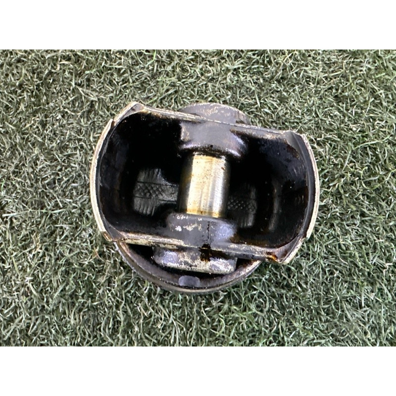 Поршень (двигатель и элементы) AUDI Q7 4L 2011 3.0 TFSi 06E107065DM