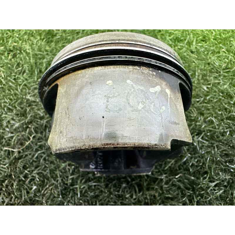 Поршень (двигатель и элементы) AUDI Q7 4L 2011 3.0 TFSi 06E107065DM