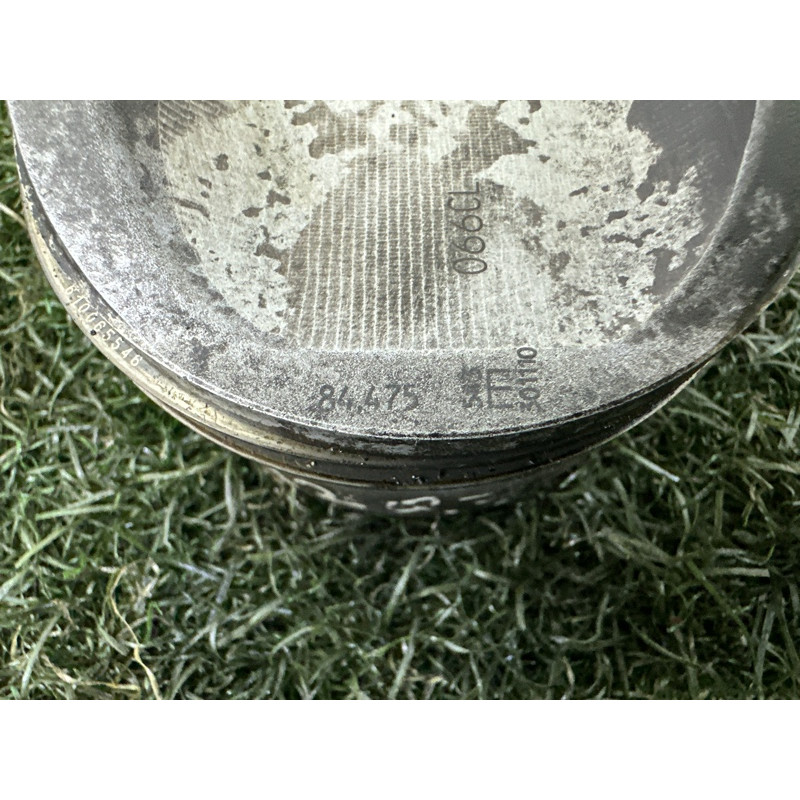 Поршень (двигатель и элементы) AUDI Q7 4L 2011 3.0 TFSi 06E107066DM