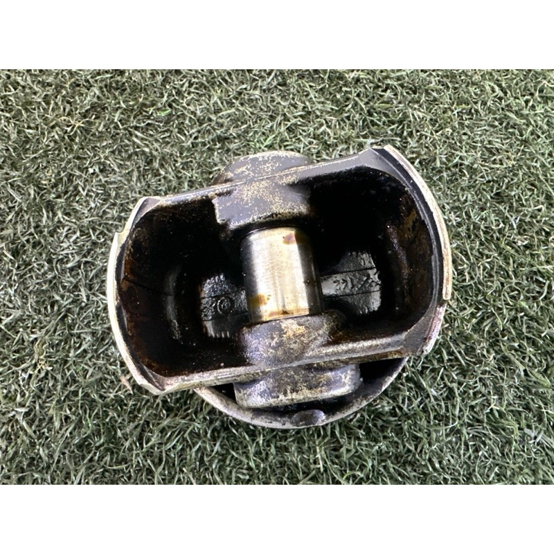 Поршень (двигатель и элементы) AUDI Q7 4L 2011 3.0 TFSi 06E107066DM