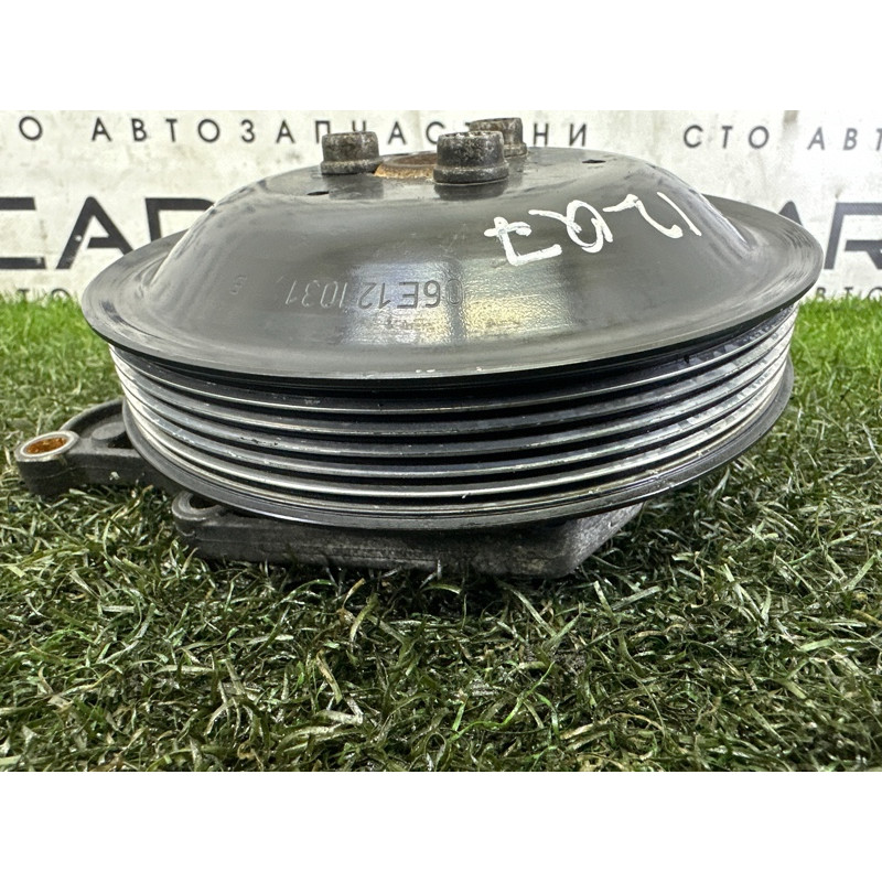 Помпа (система охлаждения) AUDI Q7 4L 2011 3.0 TFSi 06E121018A