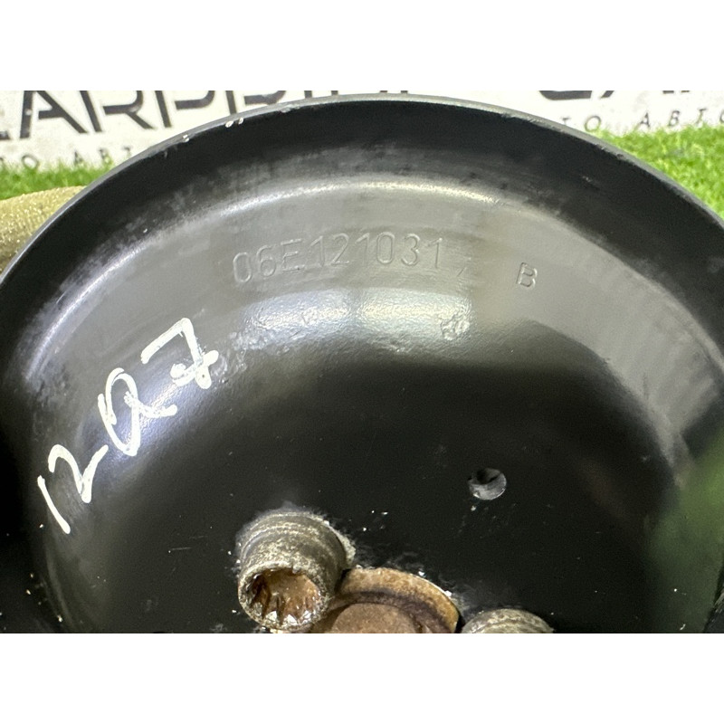 Помпа (система охлаждения) AUDI Q7 4L 2011 3.0 TFSi 06E121018A