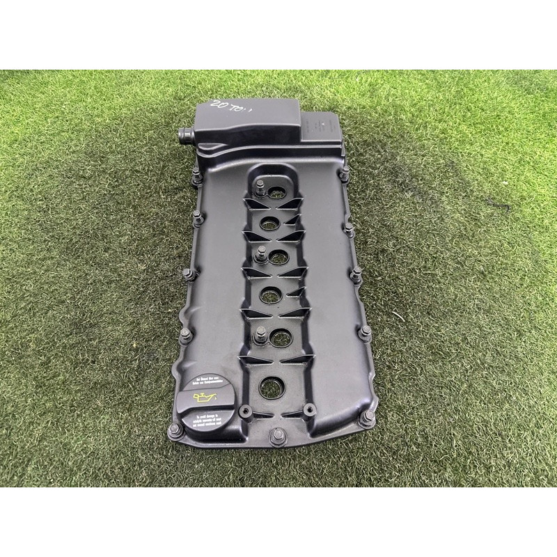 Крышка клапанов (двигатель и элементы) Volkswagen Touareg NF 2013 3.6 03H103429H