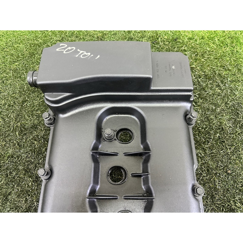 Крышка клапанов (двигатель и элементы) Volkswagen Touareg NF 2013 3.6 03H103429H