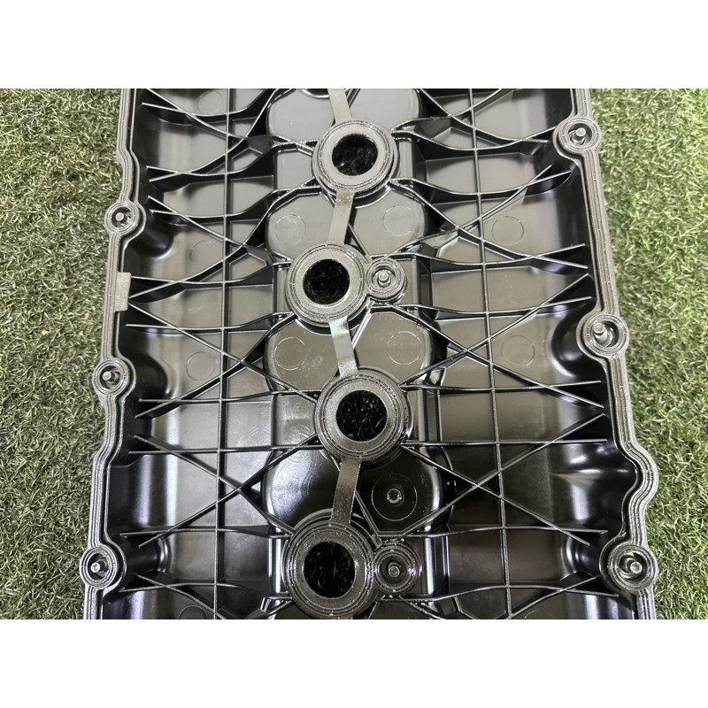 Крышка клапанов (двигатель и элементы) Volkswagen Touareg NF 2013 3.6 03H103429H