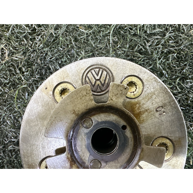 Регулятор фаз газорозподілу (двигун та елементи) Volkswagen Touareg NF 2013 3.6 03H109087D