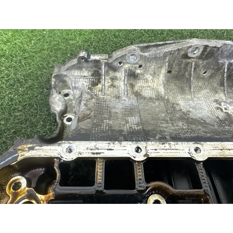 Напівпіддон масляний (двигун та елементи) AUDI Q7 4L 2011 3.0 TFSi 06E103601AT