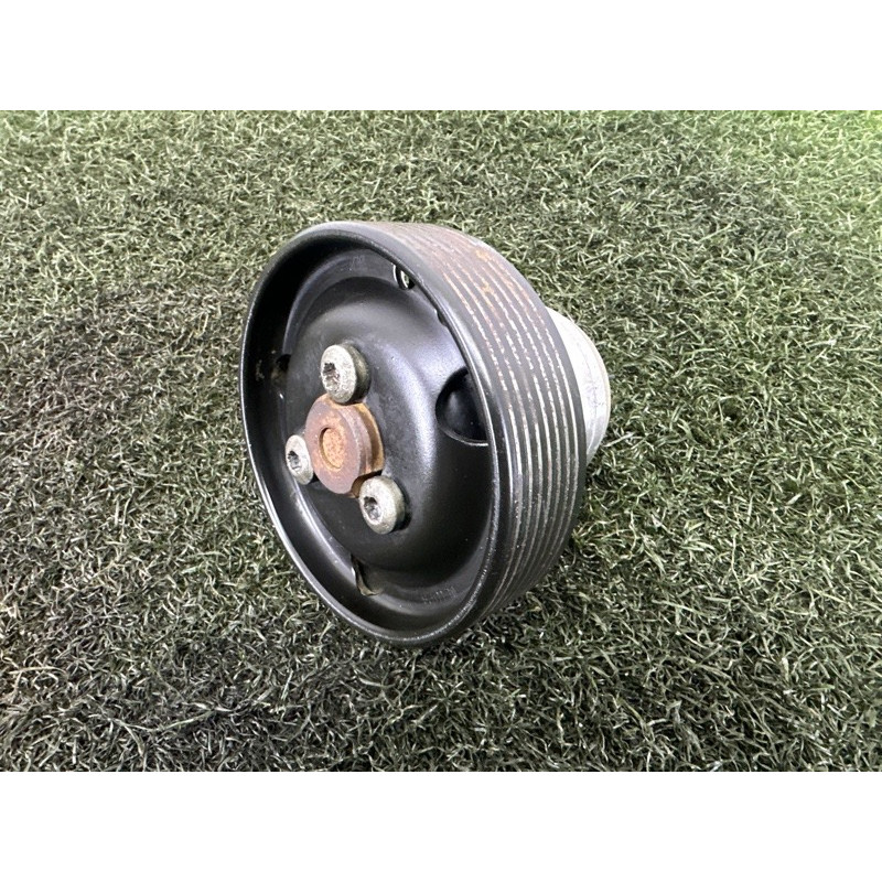 Помпа (система охлаждения) Volkswagen Touareg NF 2013 3.6 03H121008H