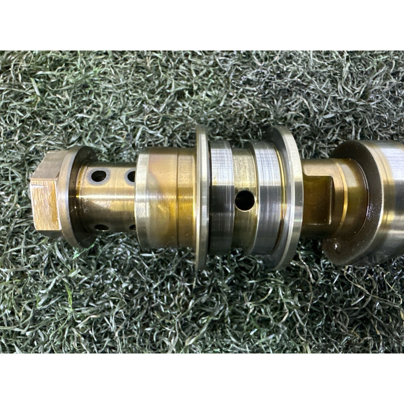 Распредвал выпускной (двигатель и элементы) BMW 3-series F30 2015 2.0 11317616470