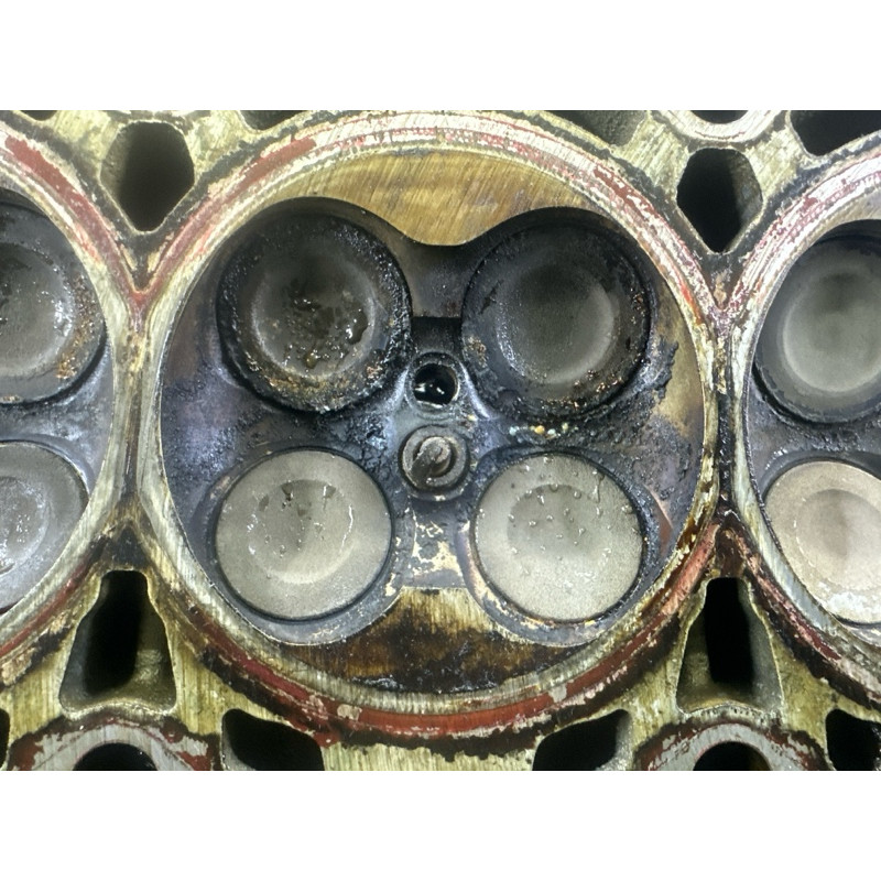 Головка блока цилиндров (двигатель и элементы) BMW 3-series F30 2015 2.0 11127624778