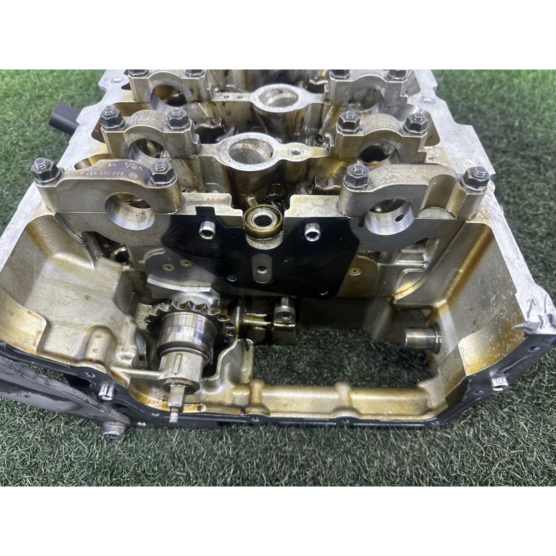 Головка блока цилиндров (двигатель и элементы) Volkswagen Touareg NF 2013 3.6 03H103351C