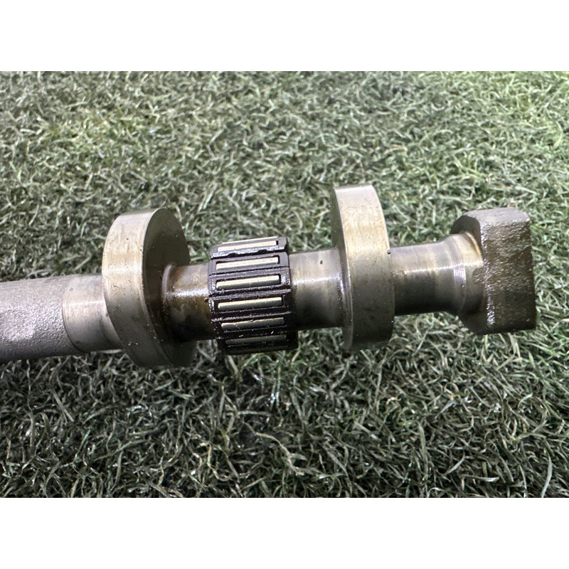 Эксцентриковый вал (двигатель и элементы) BMW 3-series F30 2015 2.0 11377630747