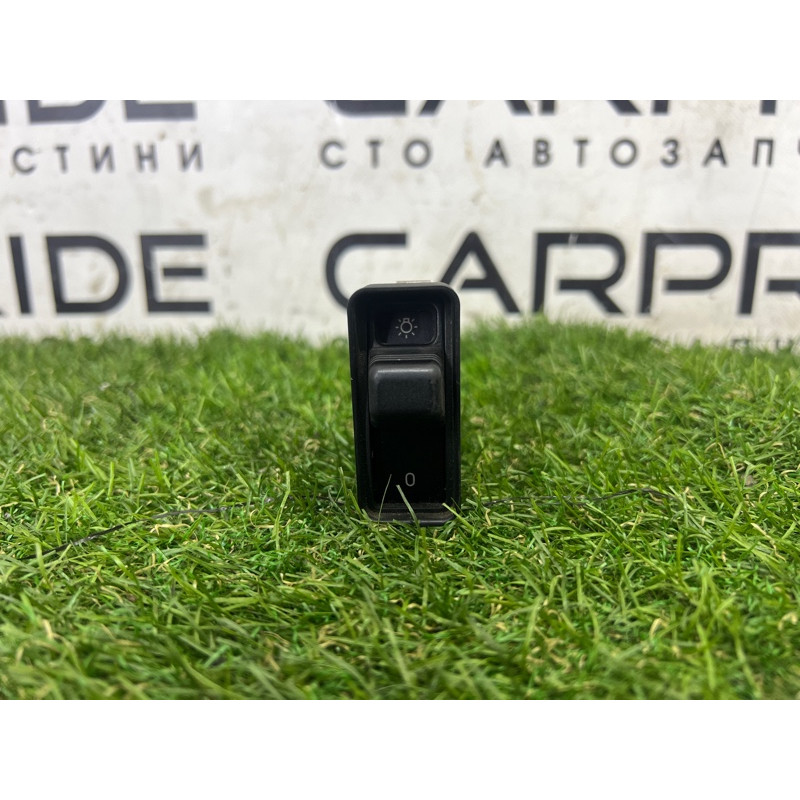 Перемикач світла (електрика) BMW 5-series E34 61318351235
