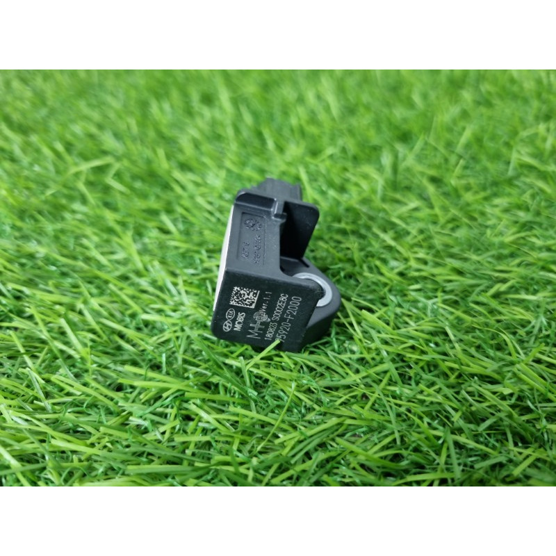 Датчик удара центральной стойки (airbag / безопасность) Hyundai Ioniq AE 2018 1.6 Hybrid 95920F2000