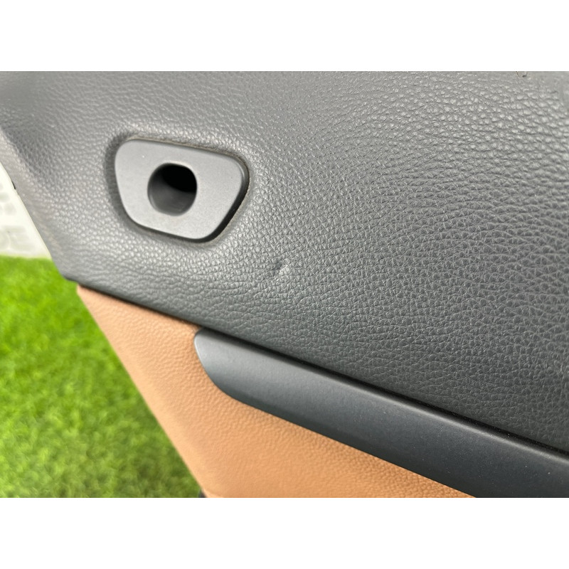 Обшивка салона (салон) BMW 3-series E93 2010 3.0 N52 51437218923