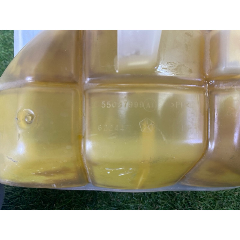 Бачок расширительный (система охлаждения) Jeep Grand Cherokee WK2 2014 3.0 Diesel 55037999AH