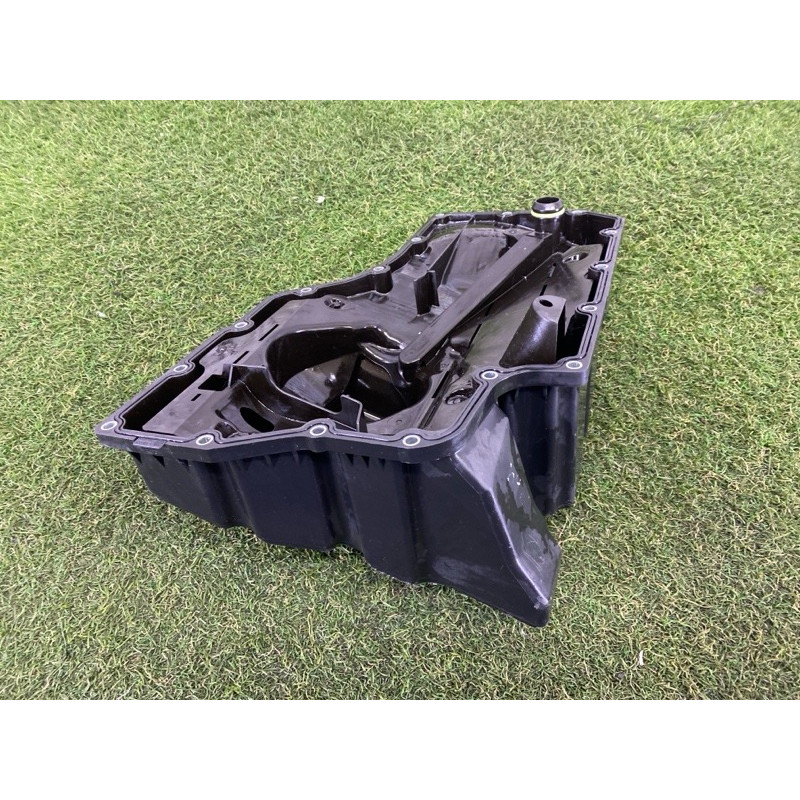 Поддон двигателя (двигатель и элементы) AUDI A4 B9 2018 2.0 DBPA 06L103598R