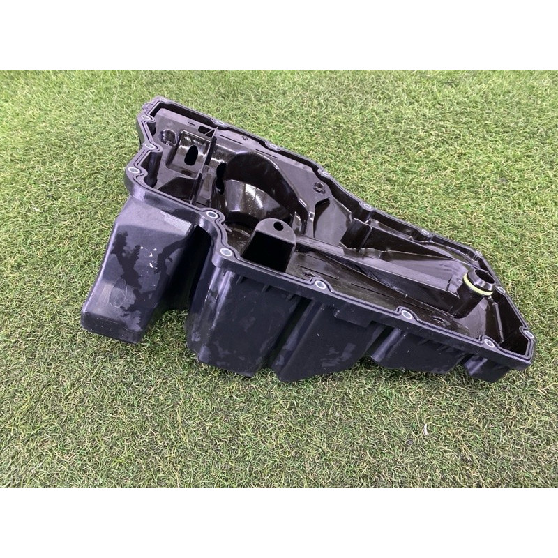 Поддон двигателя (двигатель и элементы) AUDI A4 B9 2018 2.0 DBPA 06L103598R