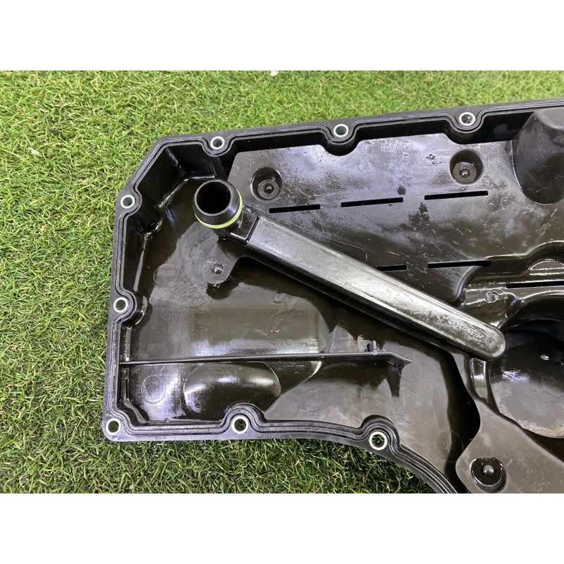 Поддон двигателя (двигатель и элементы) AUDI A4 B9 2018 2.0 DBPA 06L103598R