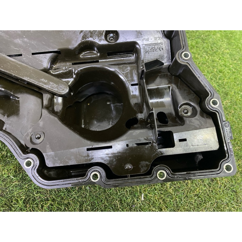 Поддон двигателя (двигатель и элементы) AUDI A4 B9 2018 2.0 DBPA 06L103598R