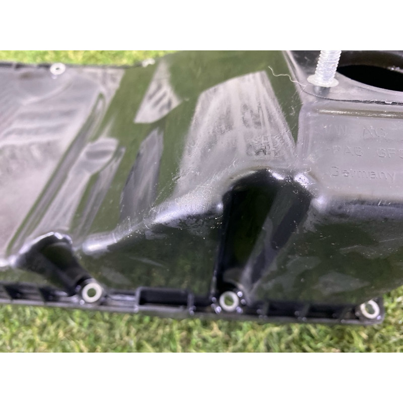 Поддон двигателя (двигатель и элементы) AUDI A4 B9 2018 2.0 DBPA 06L103598R