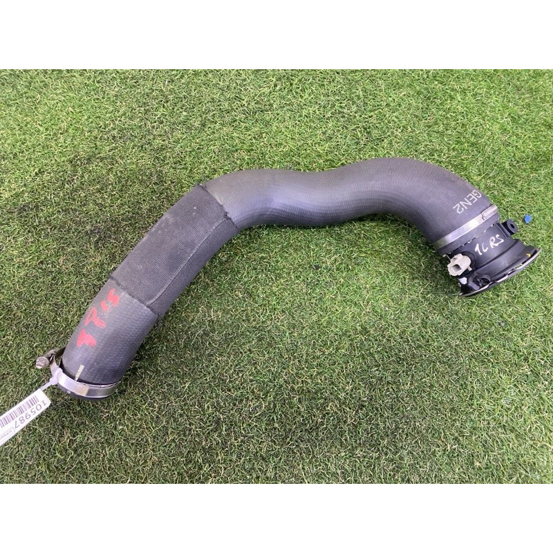 Патрубок интеркулера (двигатель и элементы) LAND ROVER RANGE ROVER Sport L494 2016 3.0 Diesel LR084256