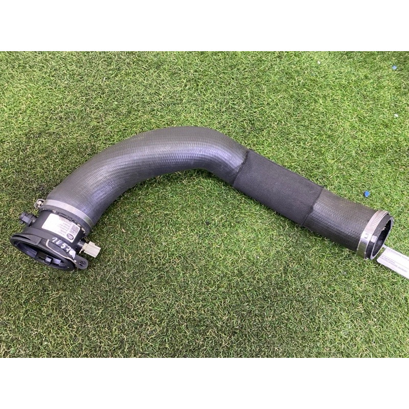 Патрубок интеркулера (двигатель и элементы) LAND ROVER RANGE ROVER Sport L494 2016 3.0 Diesel LR084256