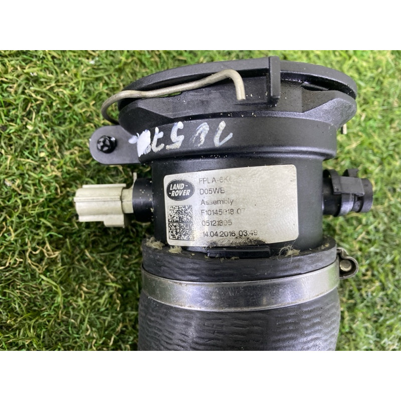 Патрубок интеркулера (двигатель и элементы) LAND ROVER RANGE ROVER Sport L494 2016 3.0 Diesel LR084256