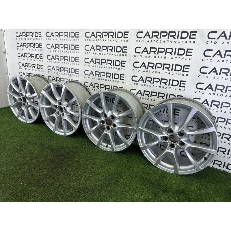 Комплект дисков 5x112 R18 8.0Jx18H2 ET39 (диски на авто) AUDI Q5 8R 2010 3.2 CALB 8R0601025AQ