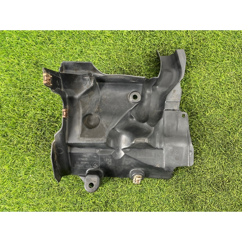 Пыльник рулевой колонки (рулевое управление) BMW 5-series F10 2011 3.0 N55B30 51757228688