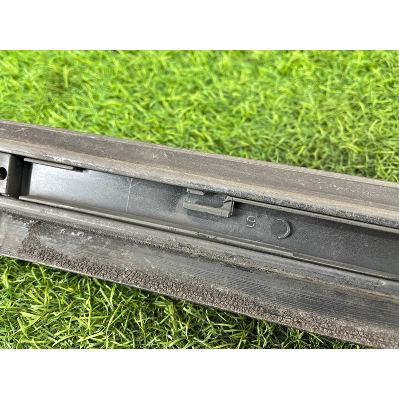 Накладка двері зовнішня (кузов і елементи) AUDI A4 B6 2003 2.0 ALT 8e0853970