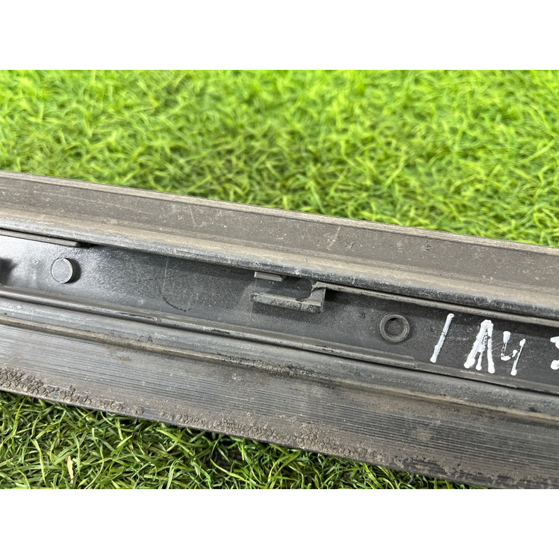 Накладка двері зовнішня (кузов і елементи) AUDI A4 B6 2003 2.0 ALT 8e0853970