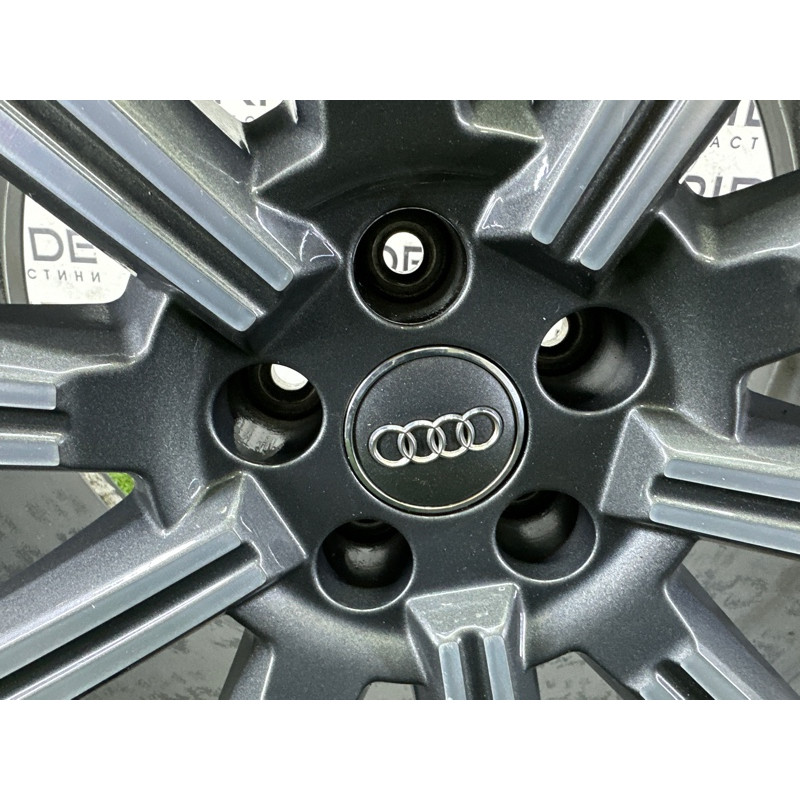 колісний диск (диски на авто) AUDI Q7 4M 2017 3.0 TFSi 4M0601025AD