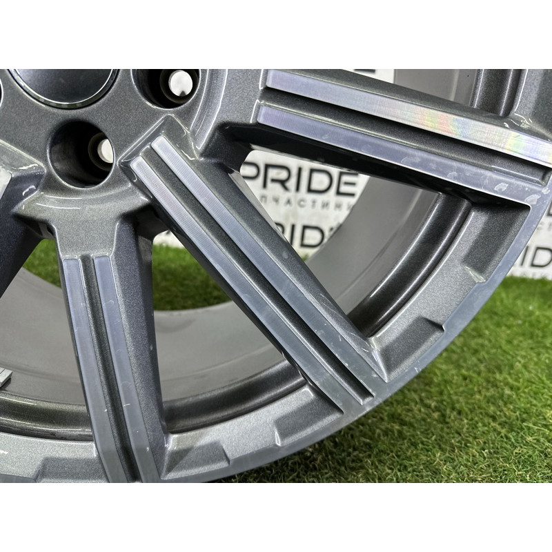 колісний диск (диски на авто) Audi Q7 4M 4M0601025AD