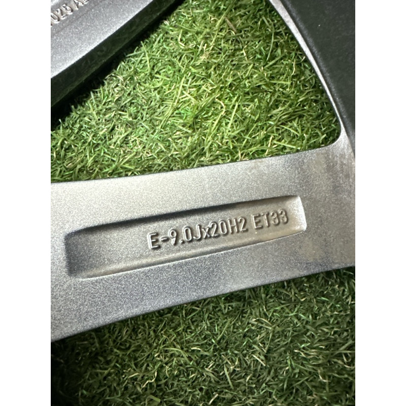 Диск колесный 5x112 R20 9.0Jx20H2 ET33 (диски на авто) Audi Q7 4M 4M0601025AD