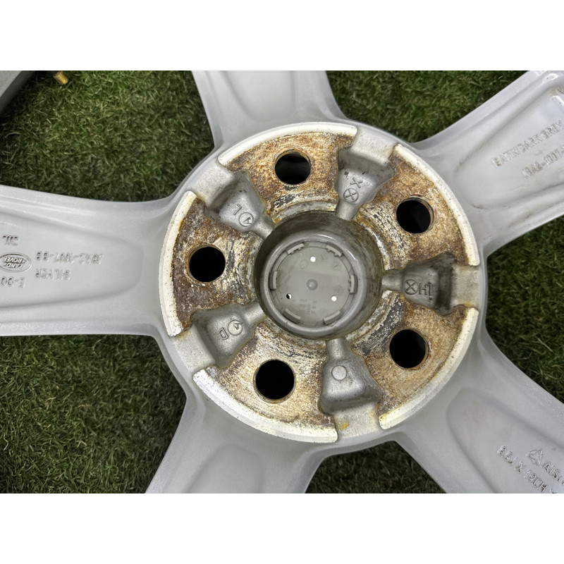 Диск колёсный 5x108 R19 8.5Jx19CH ET45 (диски на авто) LAND ROVER Range Rover Evoque L538 2016 2.0 LR091536