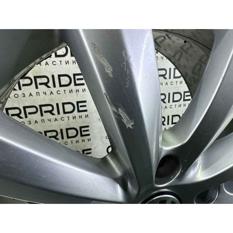 Комплект дисків 5x130 R18 8Jx18H2 ET53 (диски на авто) Volkswagen Touareg NF 2012 3.0 TDI 7P6601025B8Z8