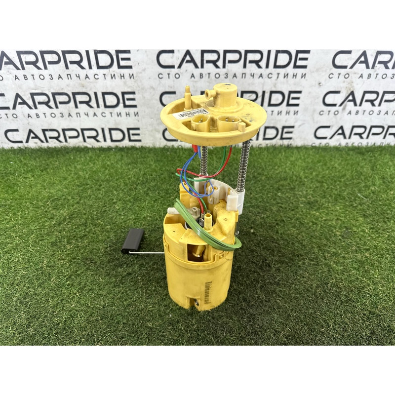 Топливный насос (топливная система) BMW X5 E70 2010 N57D30A 16117195471