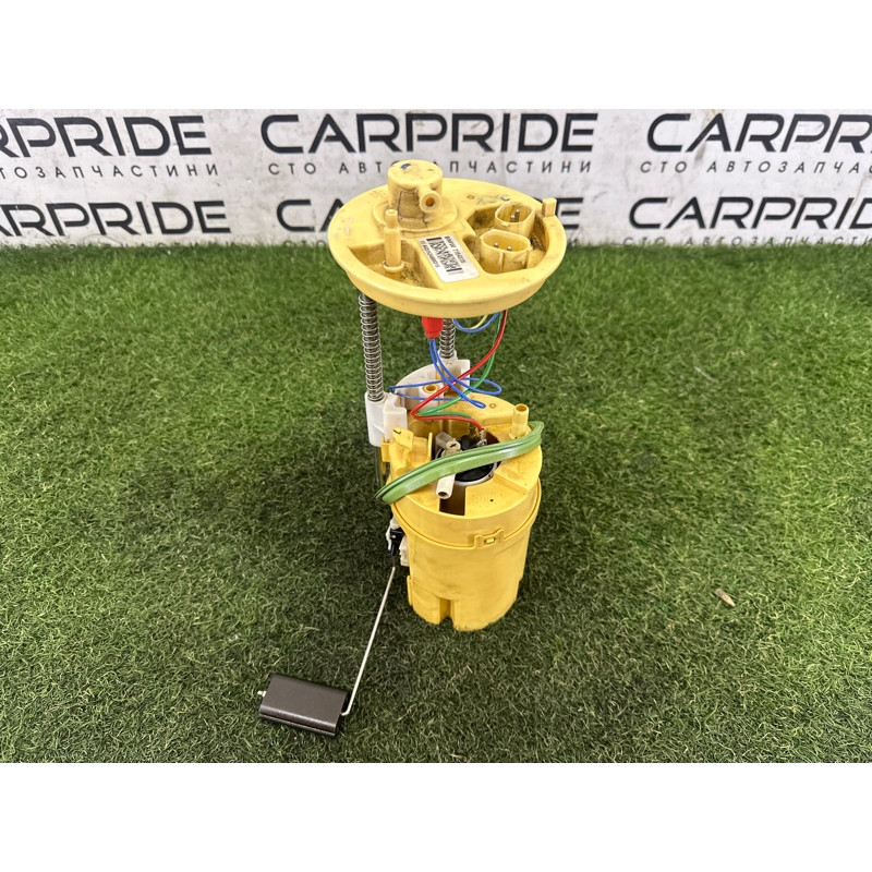 Топливный насос (топливная система) BMW X5 E70 2010 N57D30A 16117195471