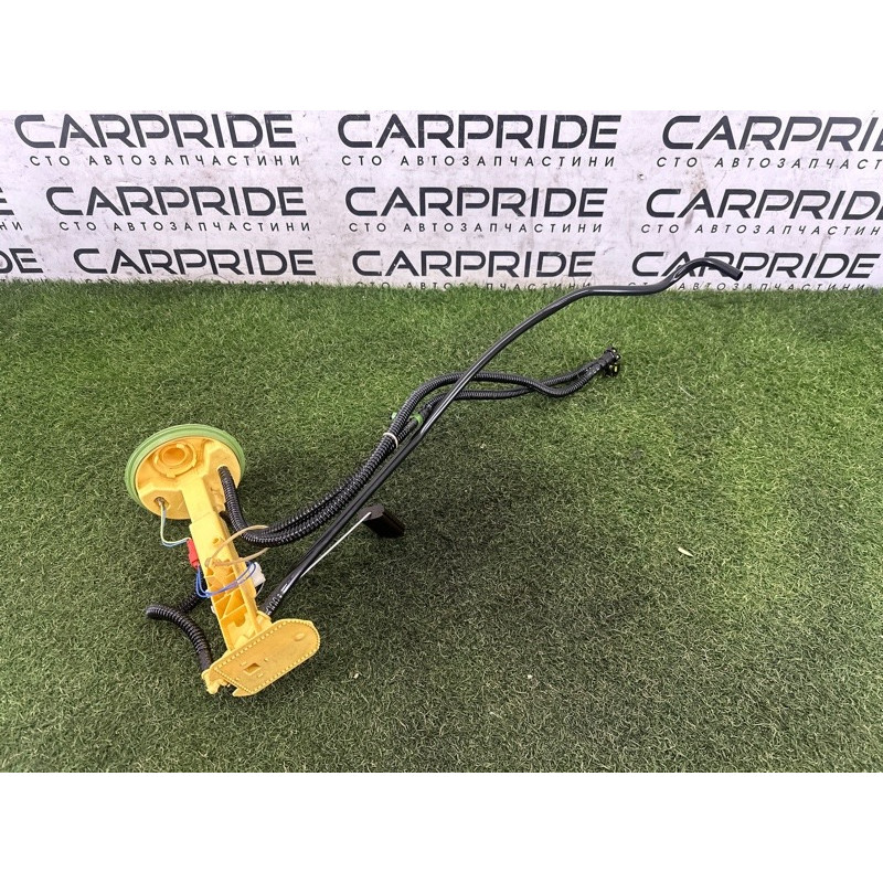 Датчик уровня топлива (электрика / датчики) BMW X5 E70 2010 N57D30A 16117494926