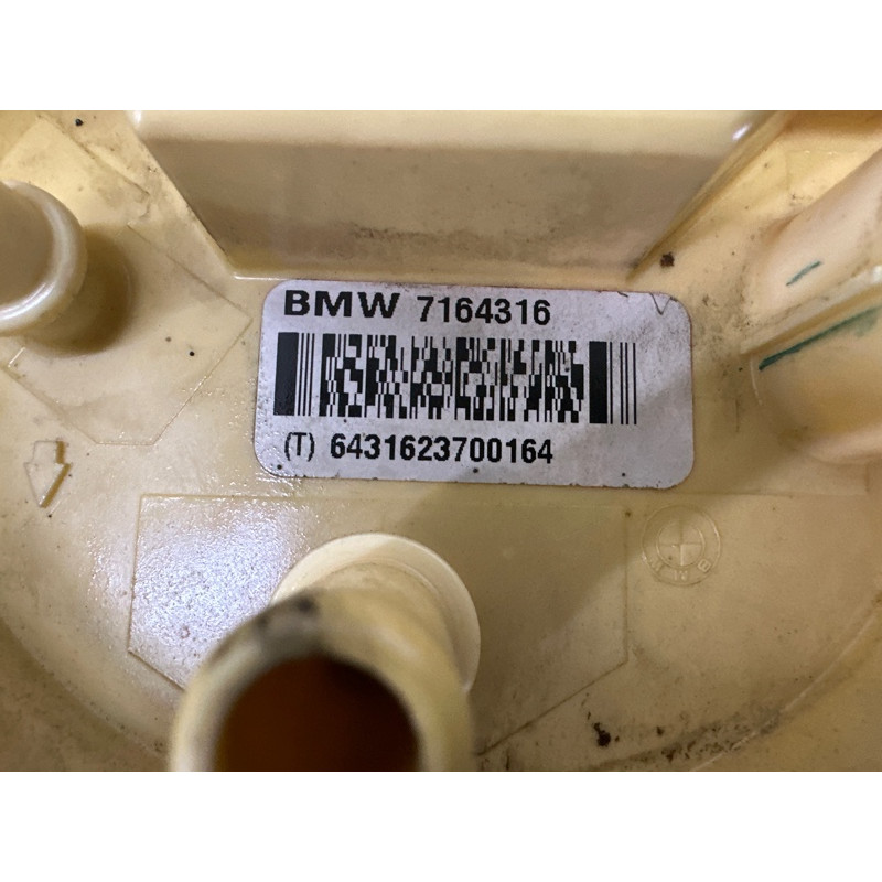 Датчик уровня топлива (электрика / датчики) BMW X5 E70 2010 N57D30A 16117494926