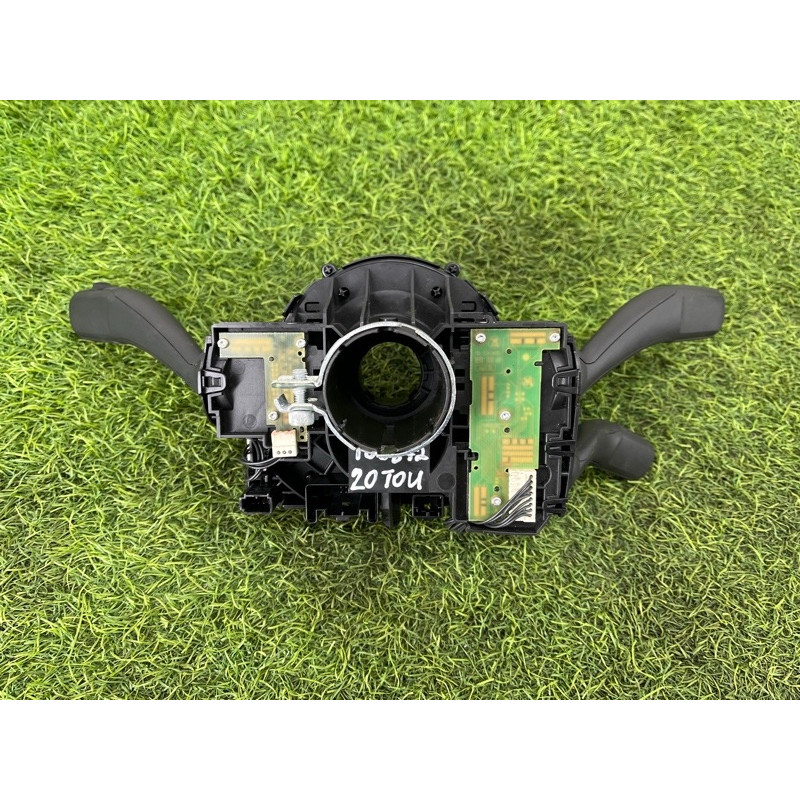 Блок подрулевых переключателей (электрика) Volkswagen Touareg NF 2013 3.6 7P6953502