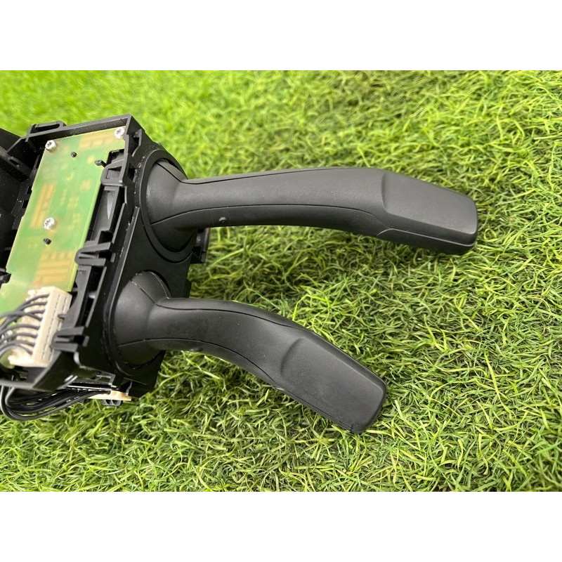 Блок подрулевых переключателей (электрика) Volkswagen Touareg NF 2013 3.6 7P6953502