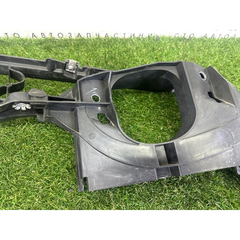 Кріплення крила (кузов і елементи) BMW X5 E70 2010 N57D30A 51657157989