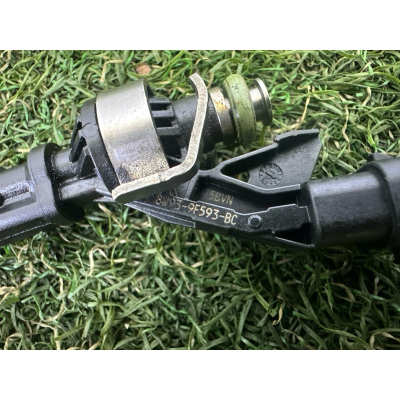 Форсунка топливная (топливная система) LAND ROVER Range Rover L405 2016 5.0 LR105439