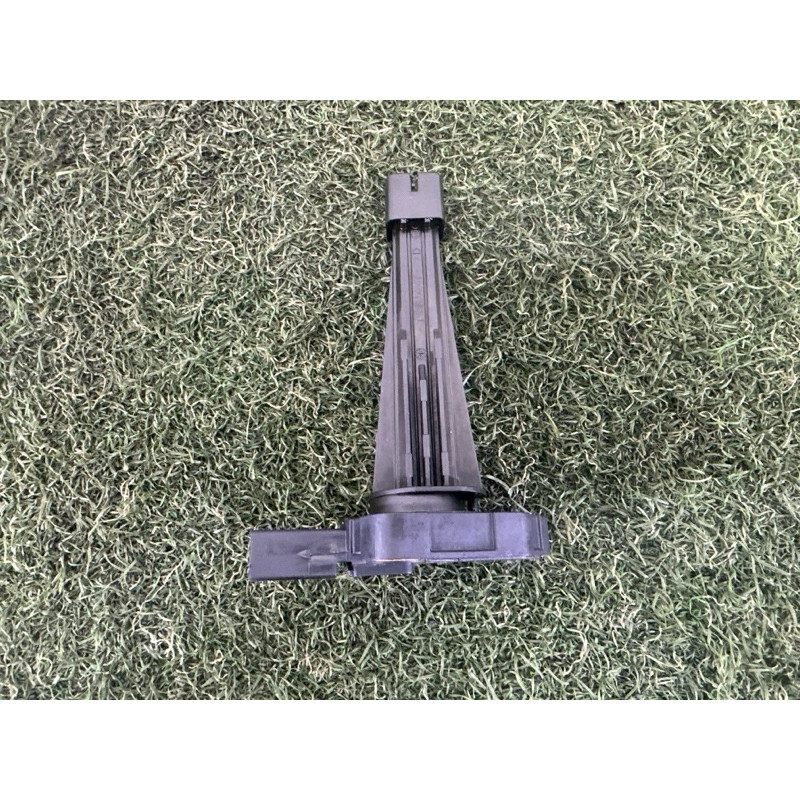 Датчик уровня масла (электрика двигателя) LAND ROVER Range Rover L405 2016 5.0 LR012640