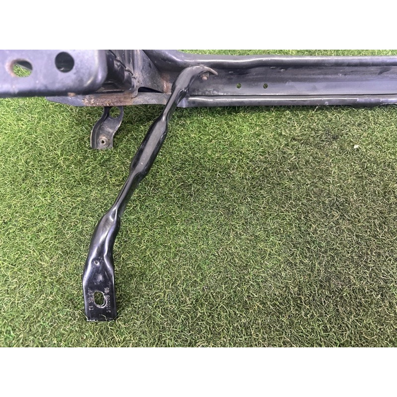 Усилитель бампера (наружные элементы кузова) BMW X5 E70 2010 N57D30A 51117229085