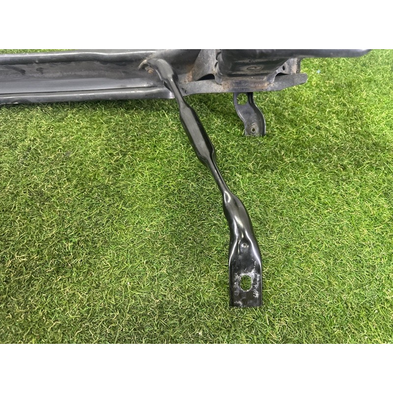 Усилитель бампера (наружные элементы кузова) BMW X5 E70 2010 N57D30A 51117229085