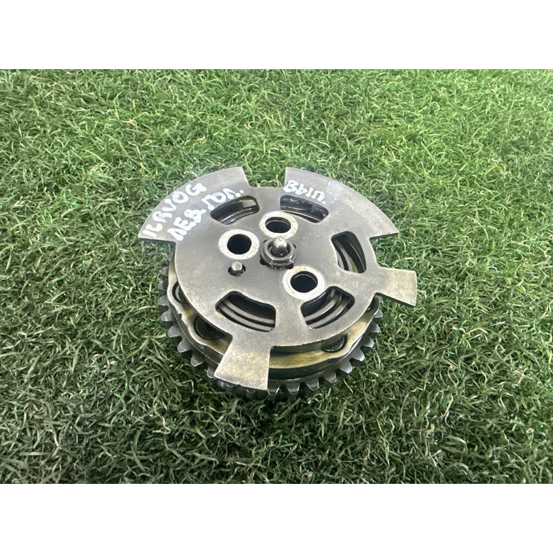 Регулятор фаз газораспределения (двигатель и элементы) LAND ROVER Range Rover L405 2016 5.0 LR060396